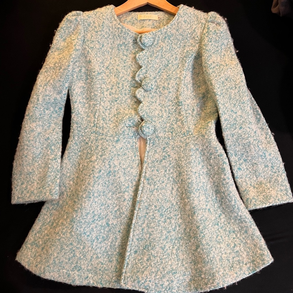 XS Long coat flare style in Mint Green color